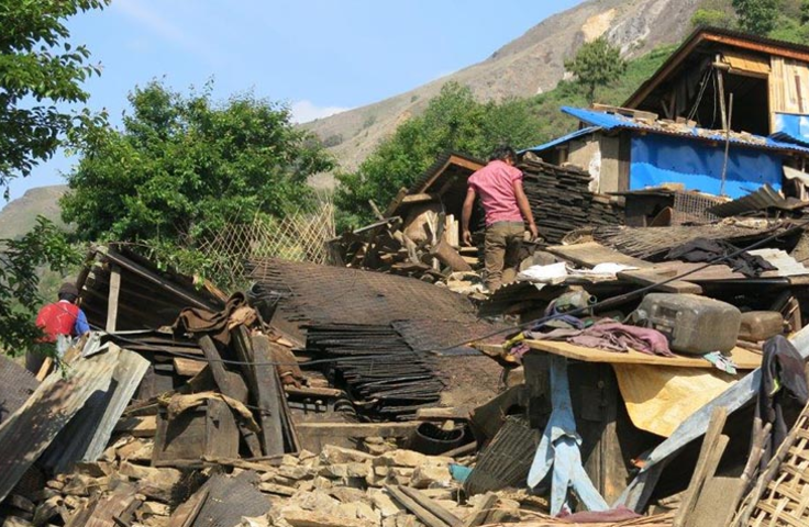 village de Gonge au Népal détruit par le séisme de 2015